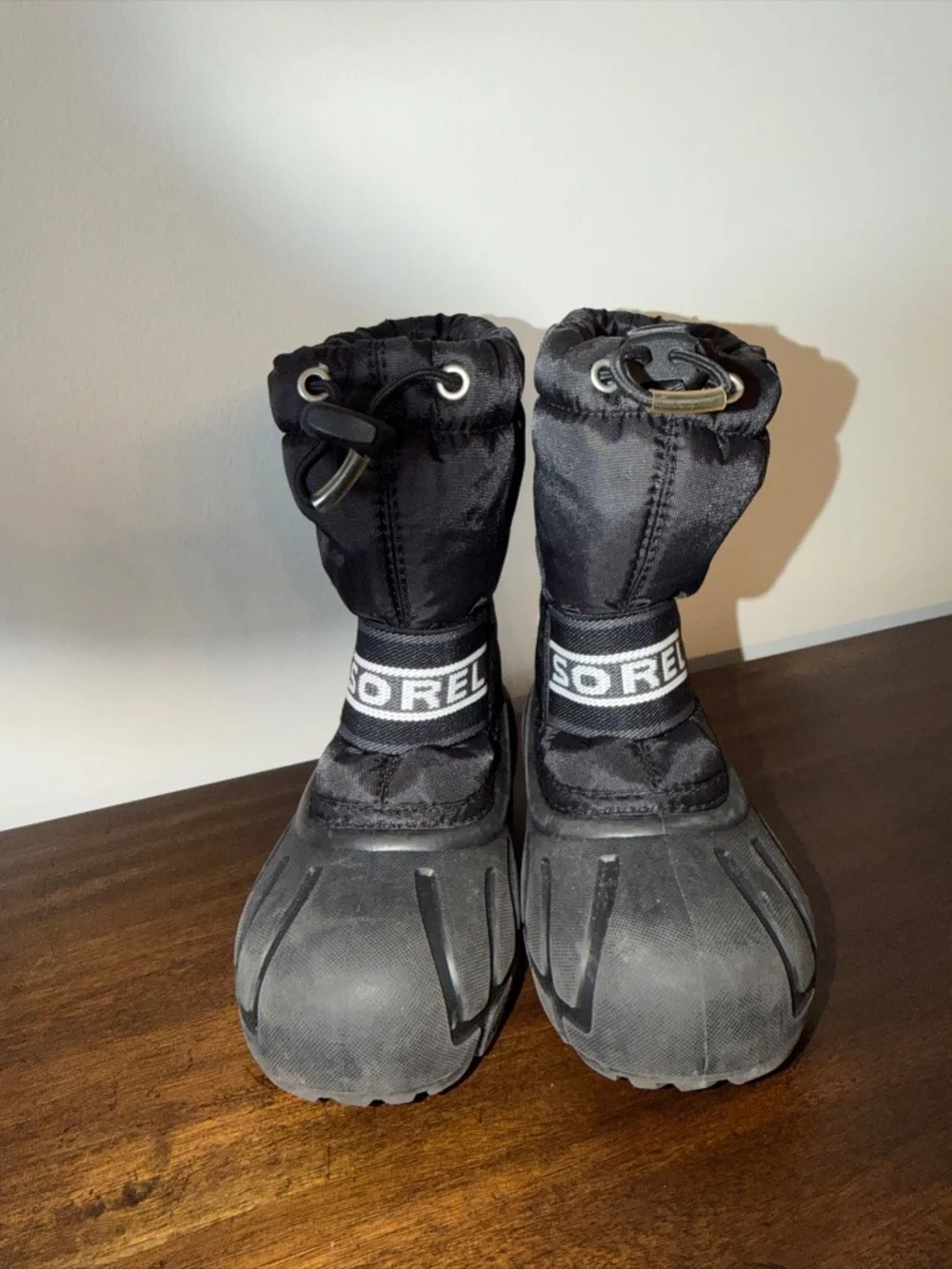 Sorel Cub Black Insulated Drawstring Winter Snow Rain Boots Kids Sz 12
